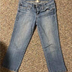 Refuge Light Blue Ankle Jeans